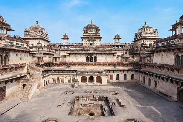 jehangir mahal (orchha fort) in orchha, india